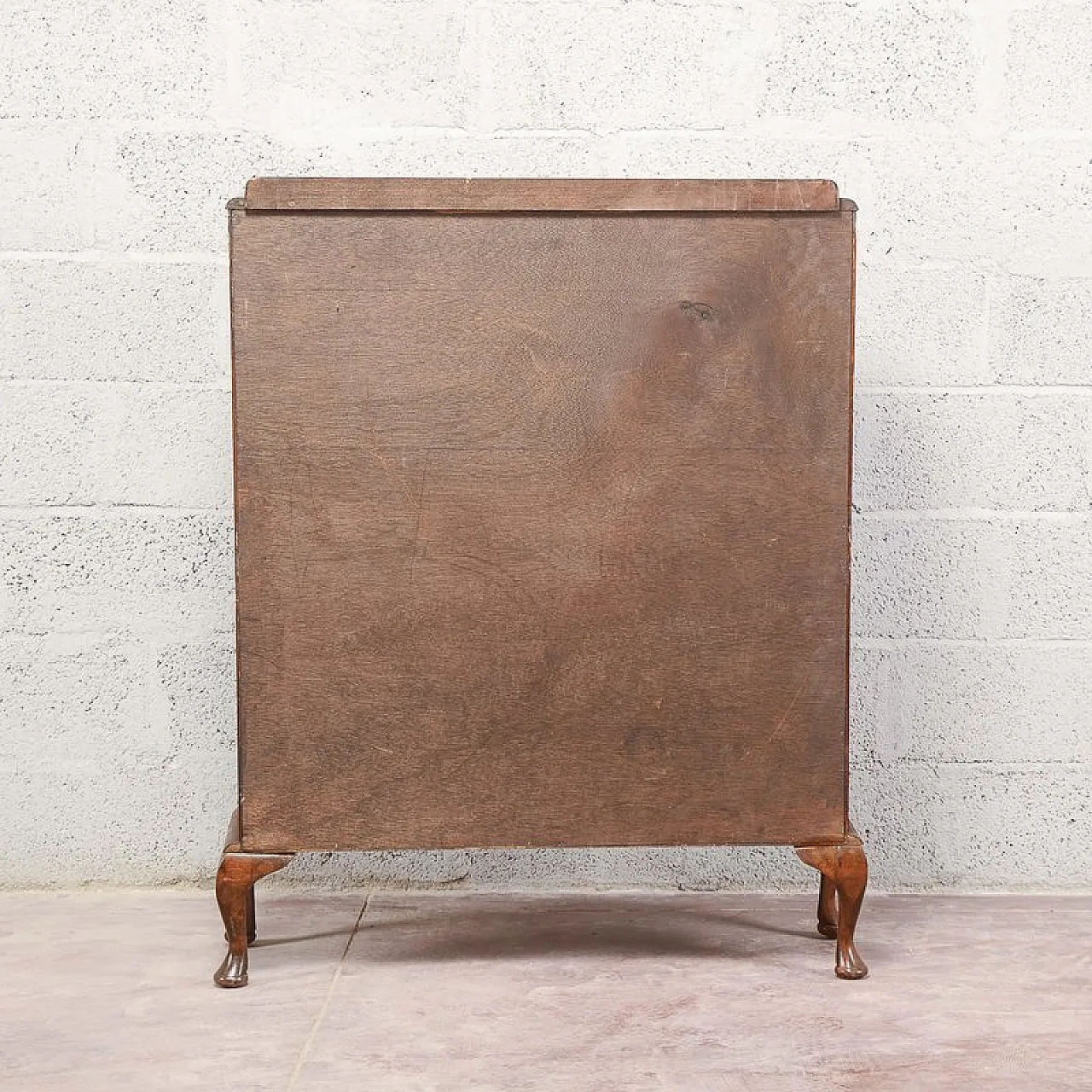Display cabinet with curved doors and glass, 1920s 8