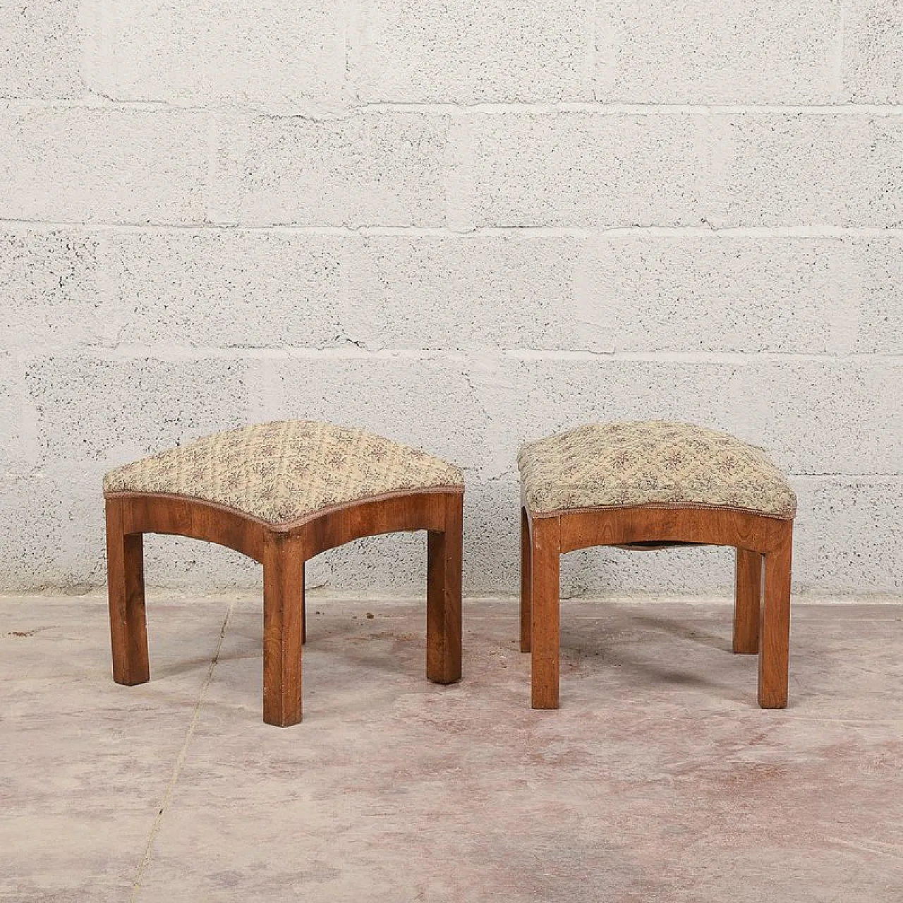 Pair of Art Deco stools in walnut, mid-20th century 4