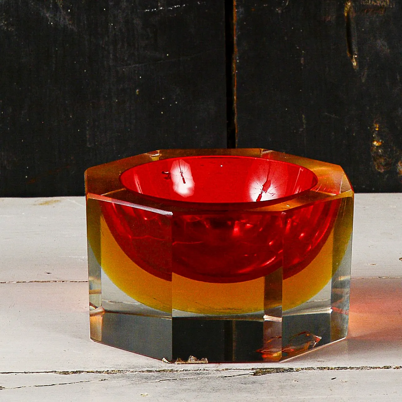 Glass ashtray in the style of Flavio Poli, mid-20th century 10