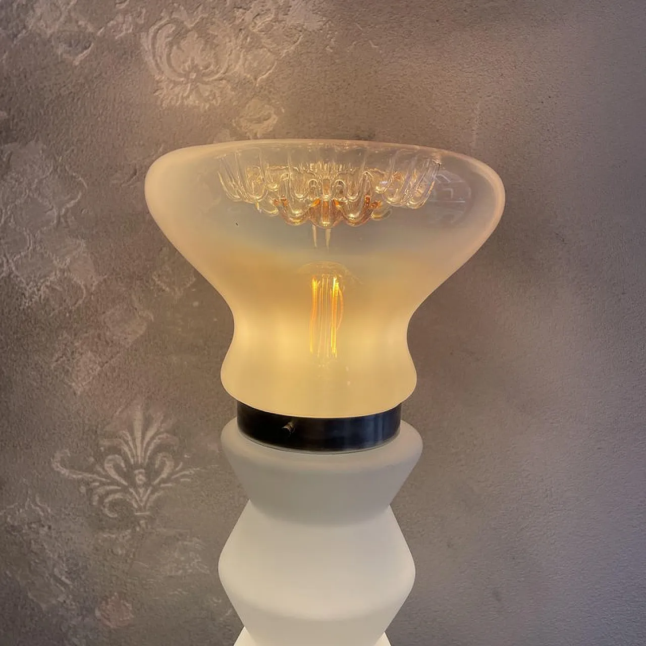 Murano and opal glass table lamp attributed to Mazzega, 1980s 6