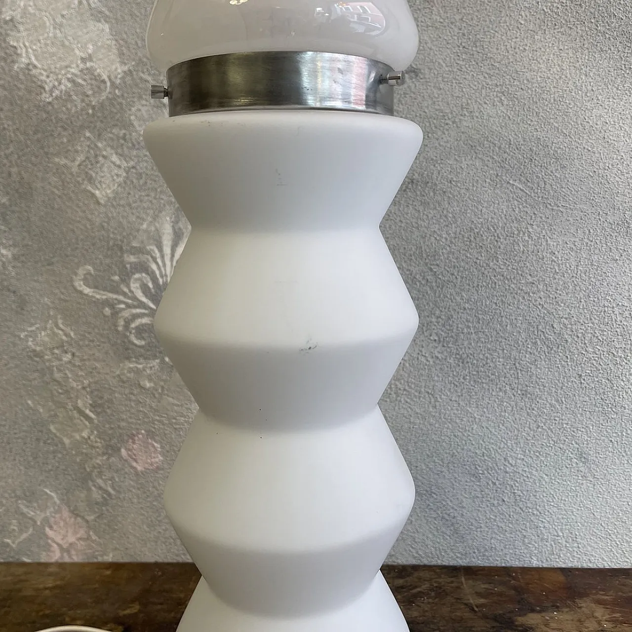 Murano and opal glass table lamp attributed to Mazzega, 1980s 18