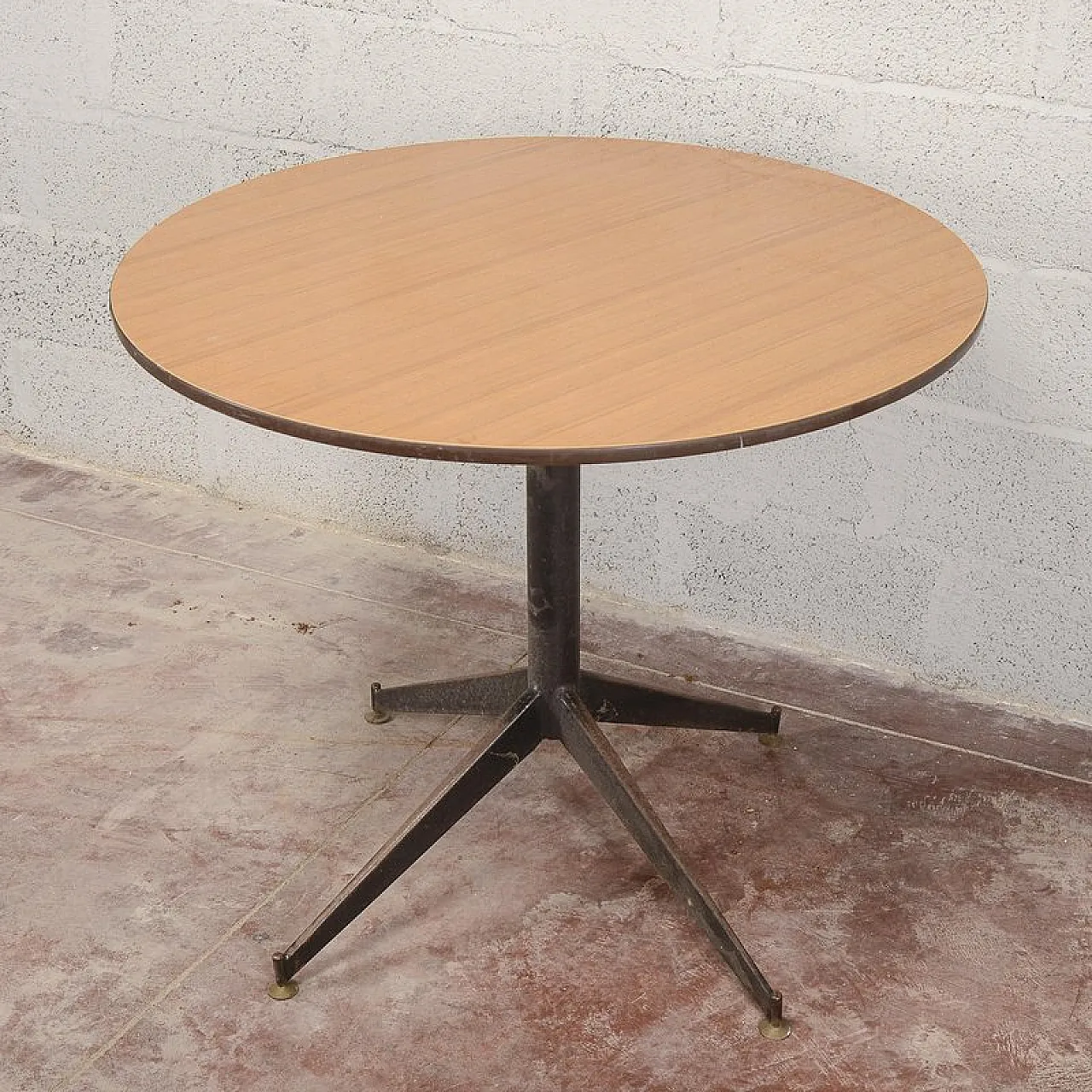 Round bar table, 1970s 5