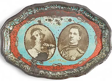Vassoio commemorativo in latta litografata, anni '30