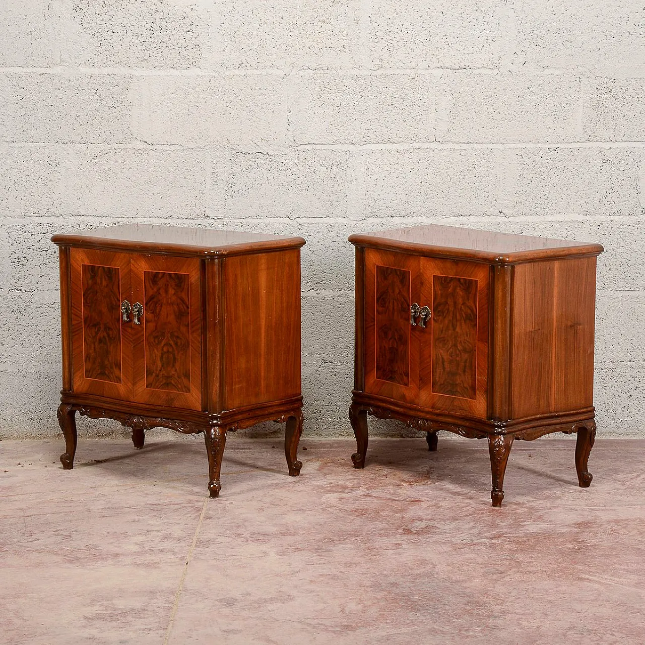 Pair of Mid-Century walnut-veneered nightstands, mid-20th century 13