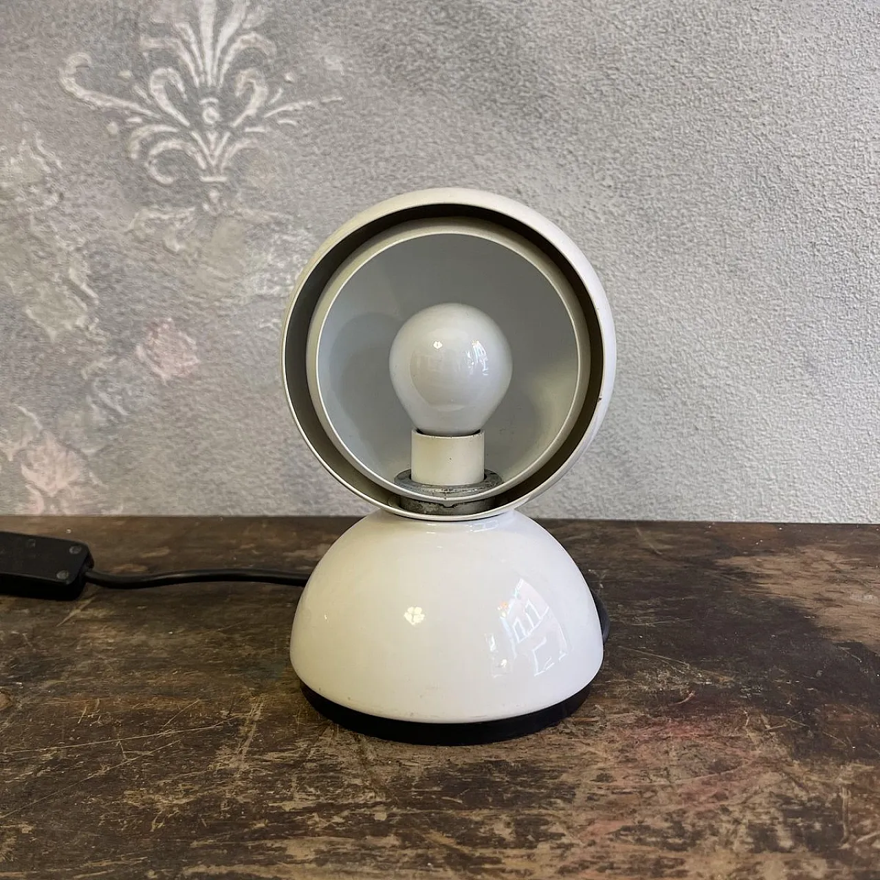 White Eclisse lamp by Vico Magistretti for Artemide, 1960s 2