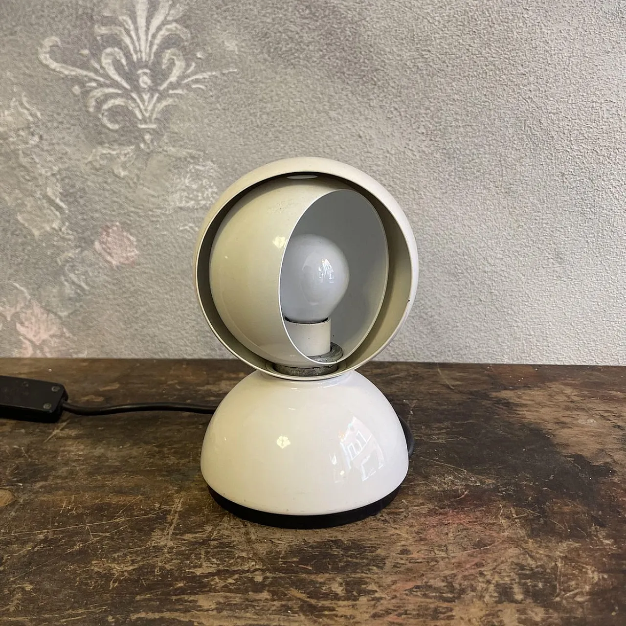 White Eclisse lamp by Vico Magistretti for Artemide, 1960s 4