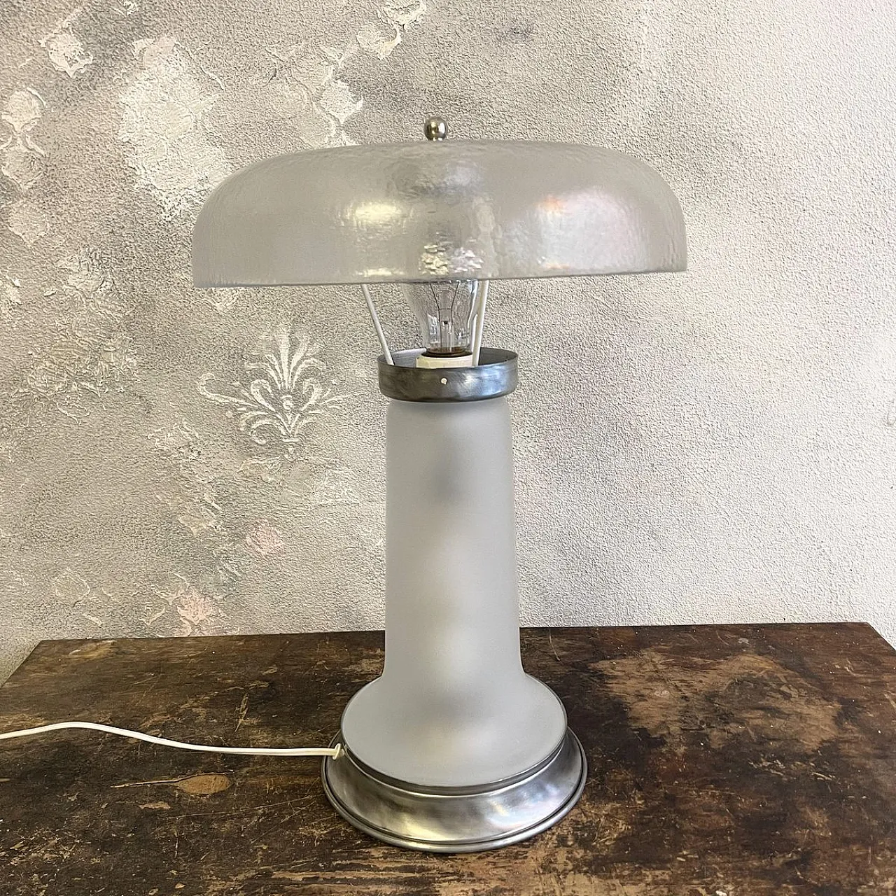 Lampada in vetro di Murano e opalino attribuita a Mazzega, anni '80 1
