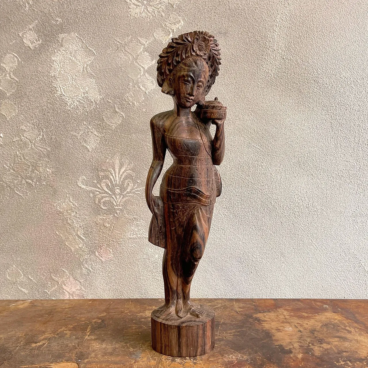 Balinese woman on hand-carved mahogany, sculpture, 1960s 1