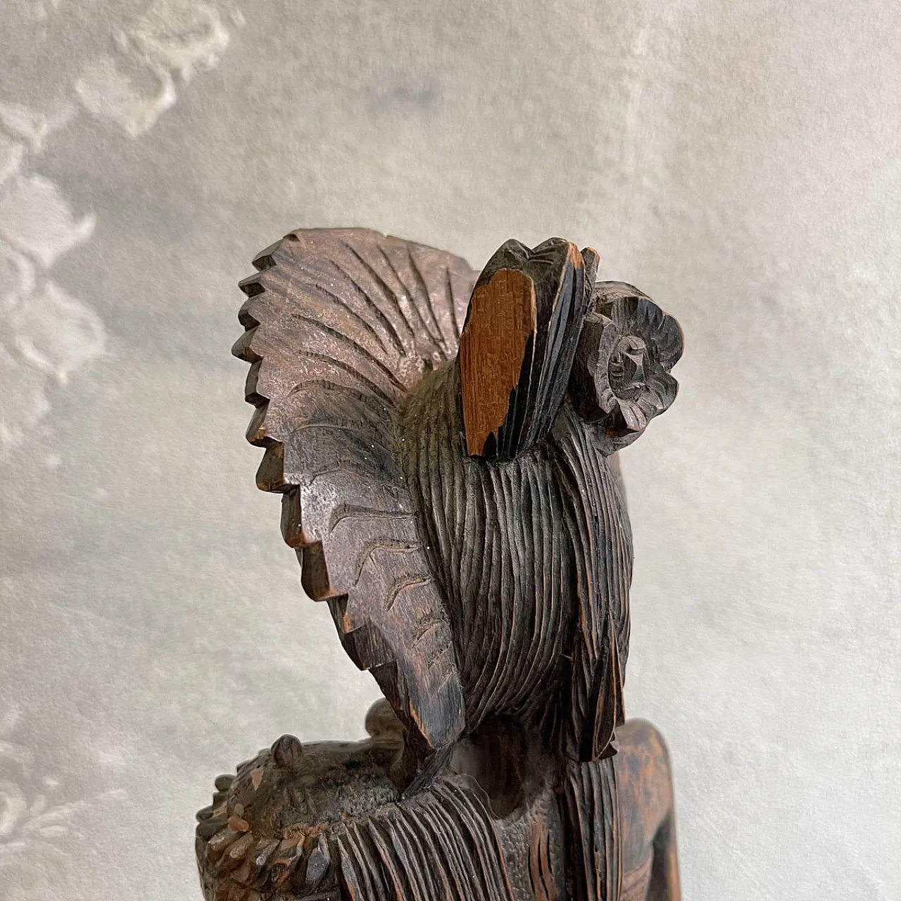 Balinese woman on hand-carved mahogany, sculpture, 1960s 8