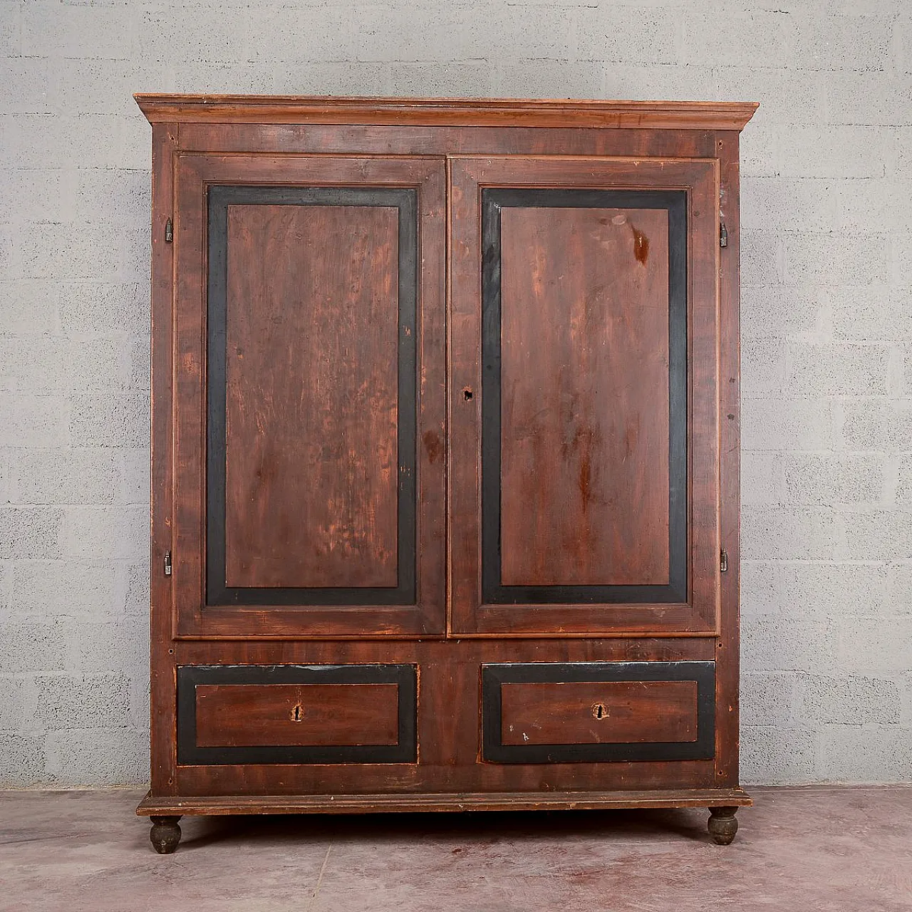 Sideboard with black trim, 19th century 18