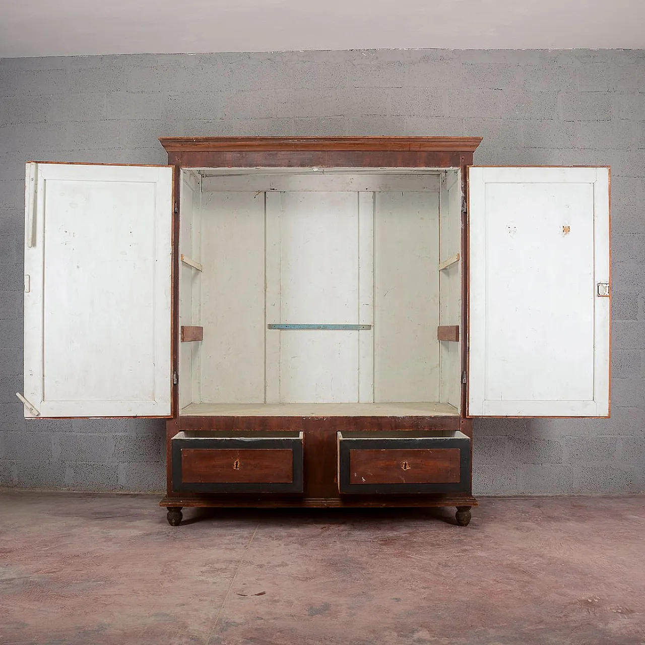 Sideboard with black trim, 19th century 20