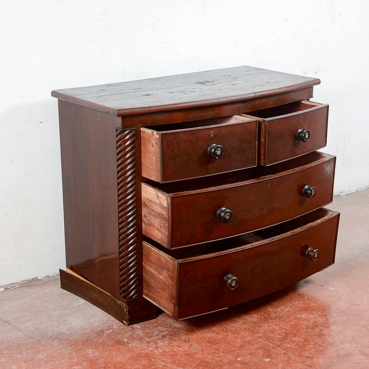 Mahogany dresser, early 20th century 18
