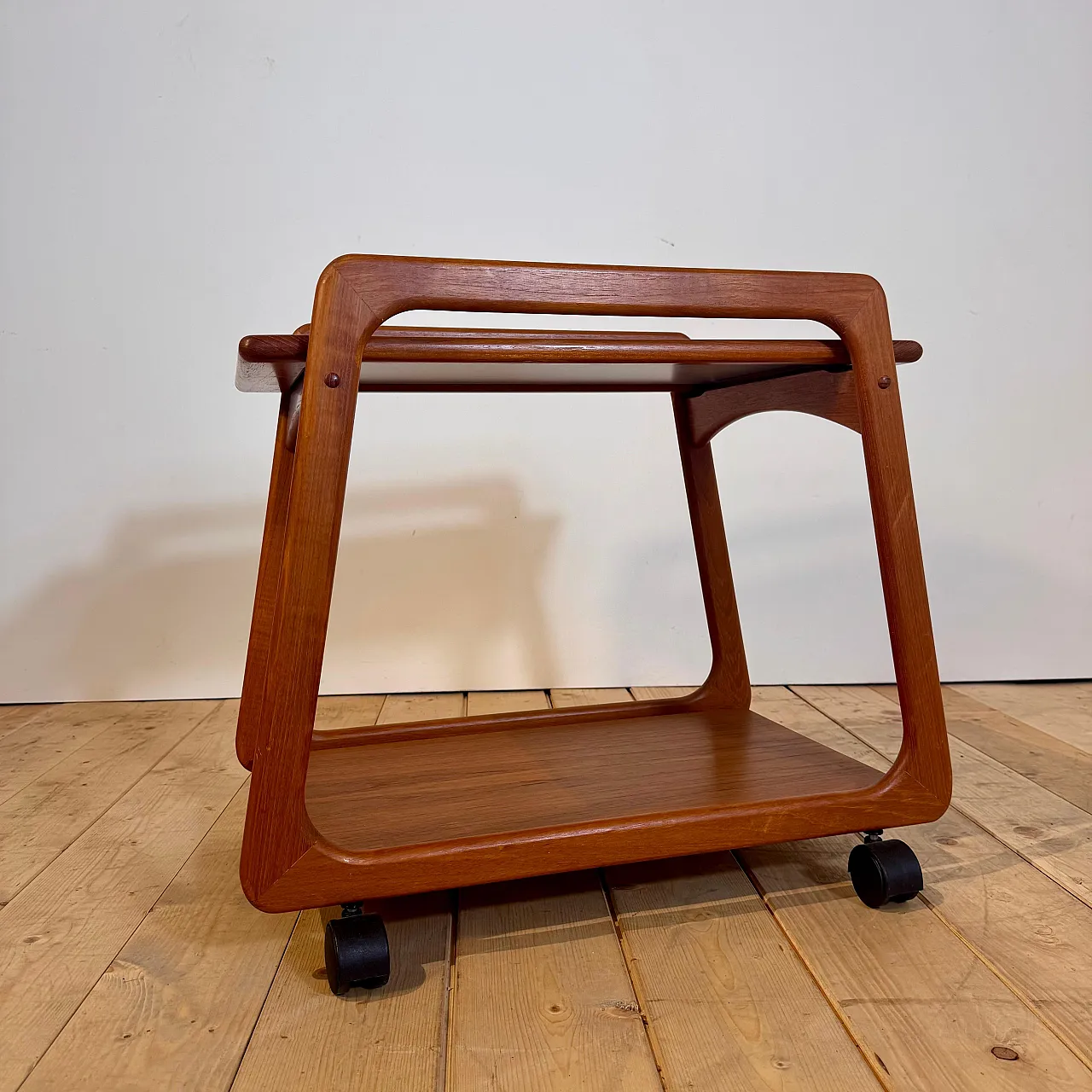 Carrello bar danese in teak Scandinavian Modern, anni ’60 2