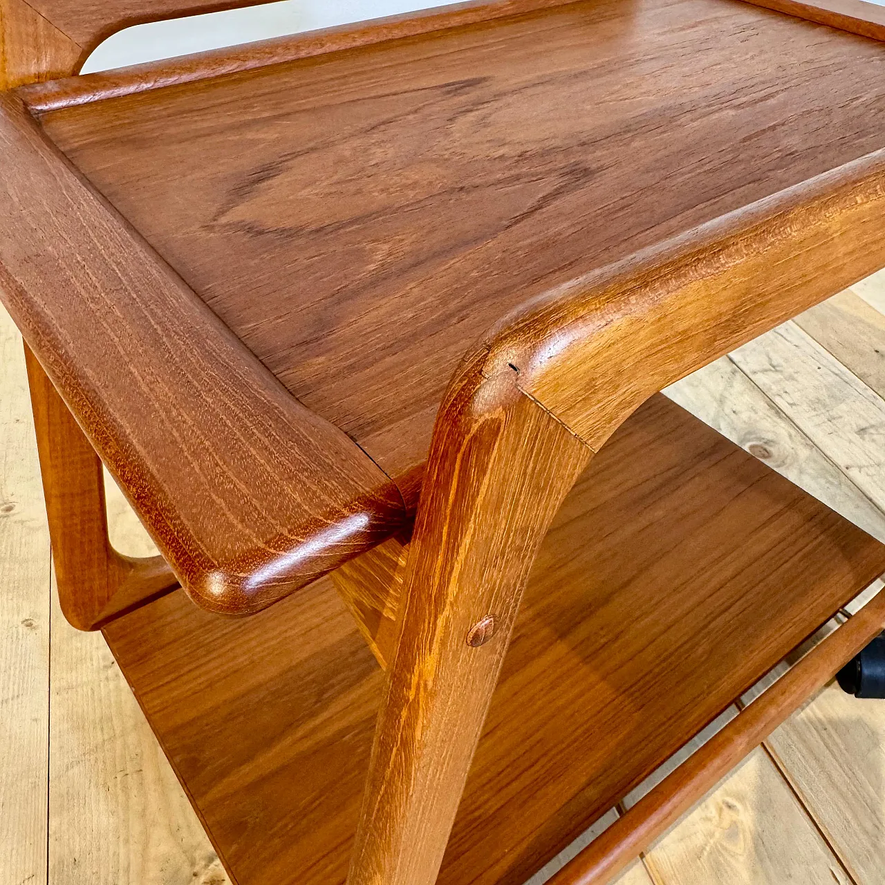 Carrello bar danese in teak Scandinavian Modern, anni ’60 4