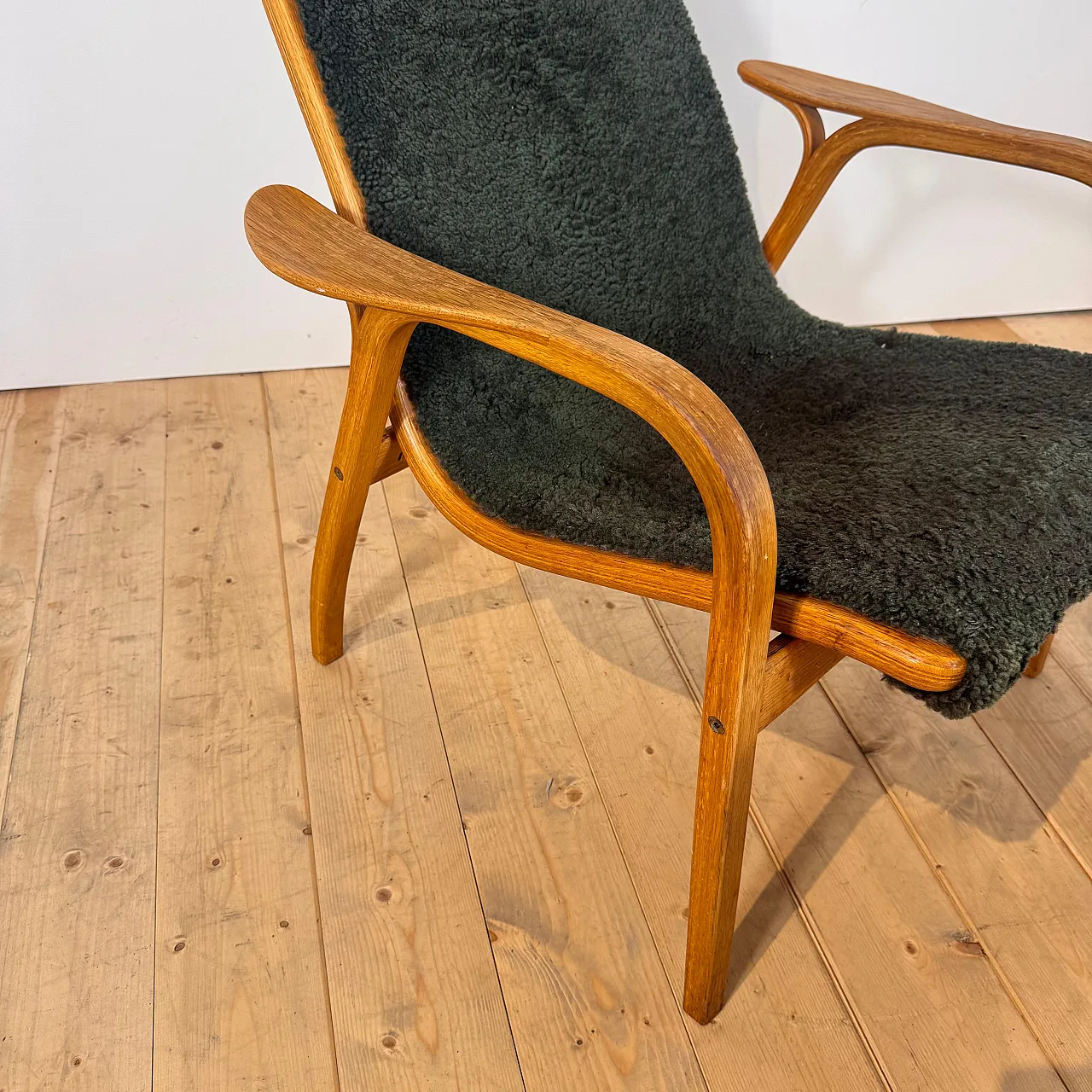 Poltrona Lamino di Yngve Ekström in legno e tessuto verde, anni ’60 4