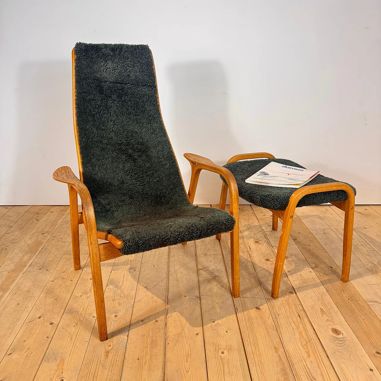 Poltrona Lamino di Yngve Ekström in legno e tessuto verde, anni ’60 6