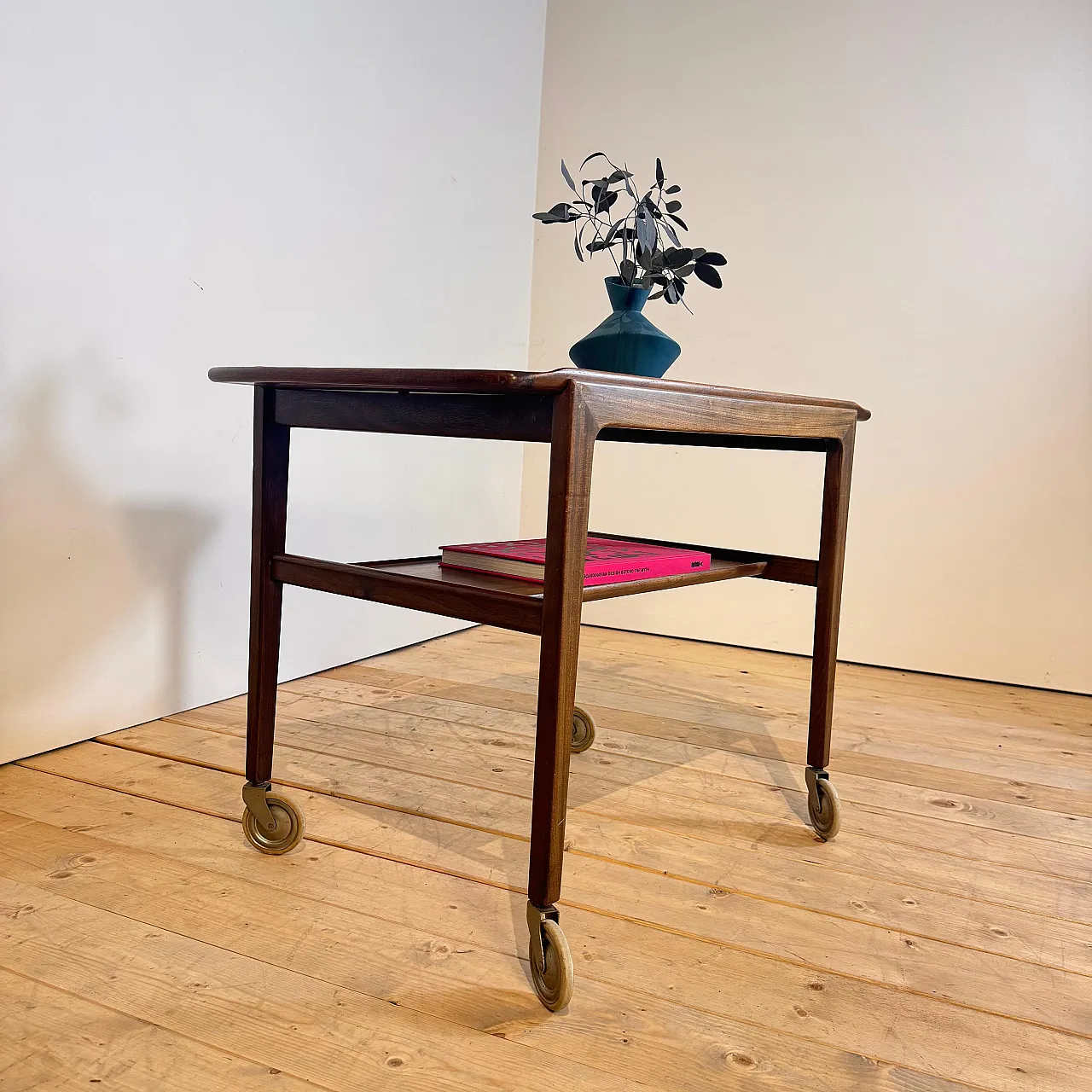 Scandinavian Modern teak bar cart, 1960s 7