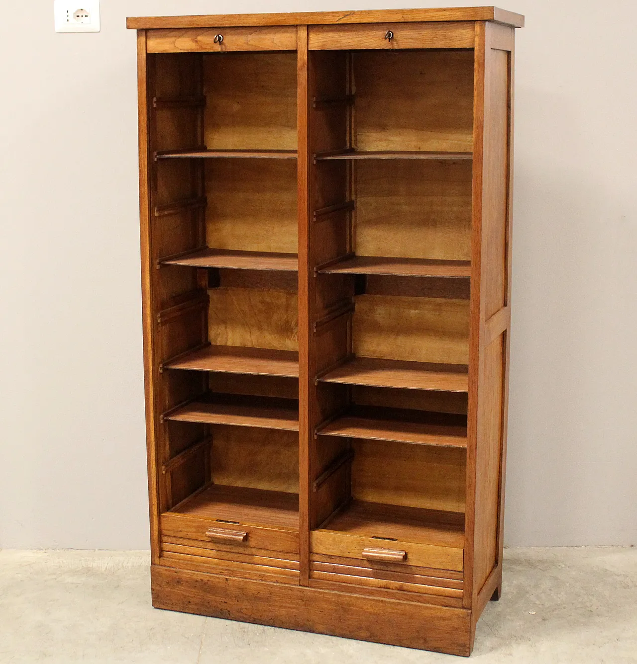 Filing cabinet with oak archive filing shutter, early 1900s 6