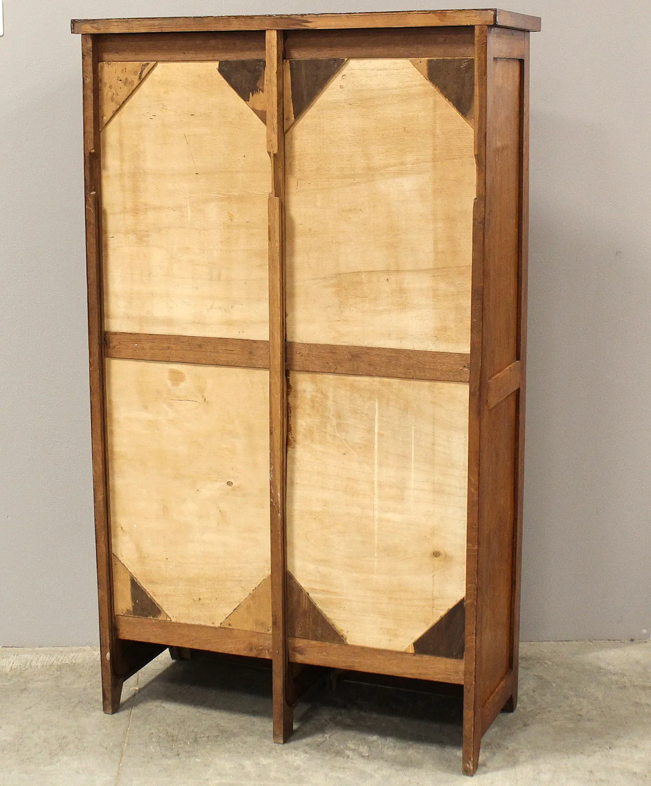 Filing cabinet with oak archive filing shutter, early 1900s 10