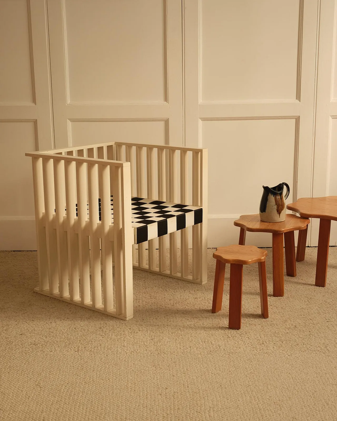 3 Wooden nesting tables, 20th century 3