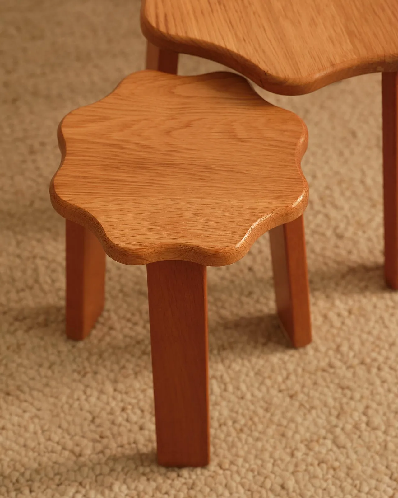 3 Wooden nesting tables, 20th century 9