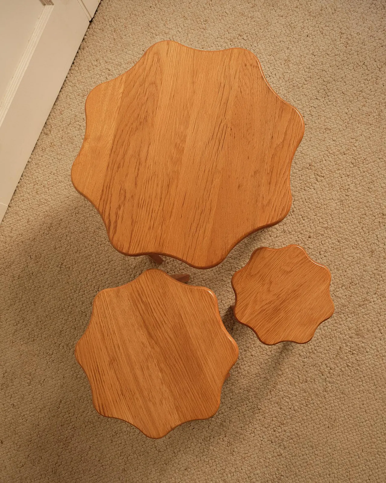3 Wooden nesting tables, 20th century 10