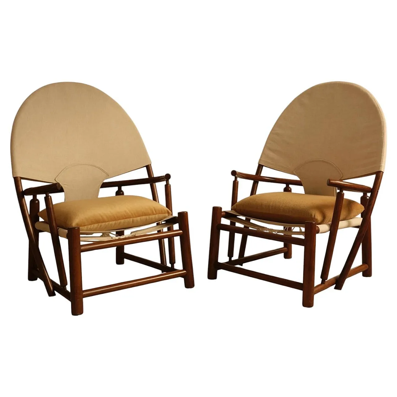 Pair of Hoop G23 chairs, 1970s 1