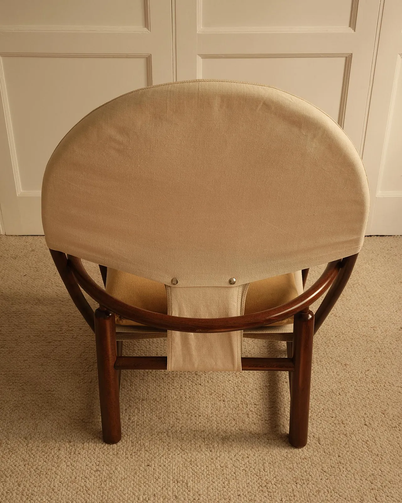 Pair of Hoop G23 chairs, 1970s 13