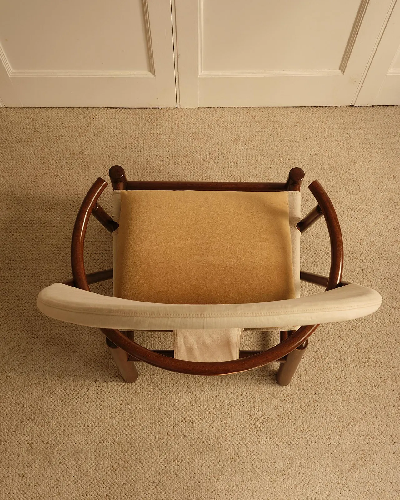 Pair of Hoop G23 chairs, 1970s 15