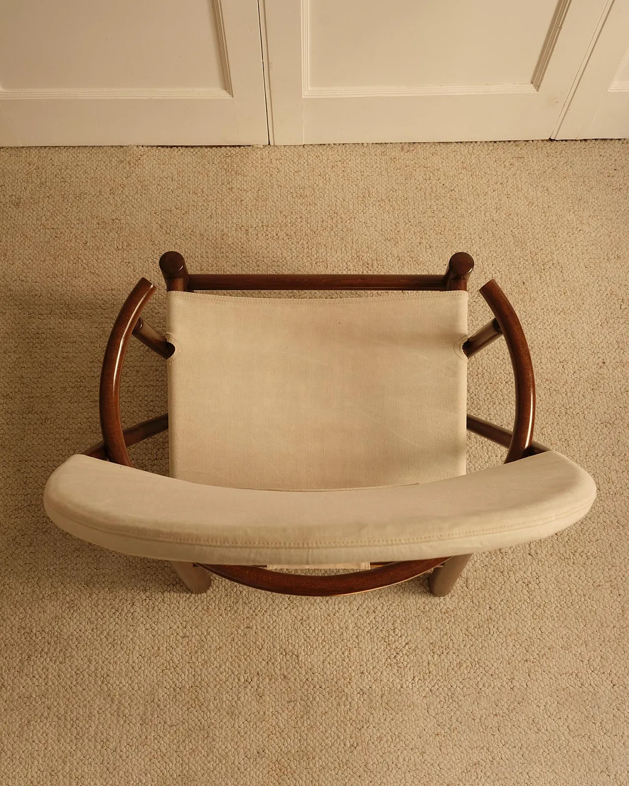 Pair of Hoop G23 chairs, 1970s 16