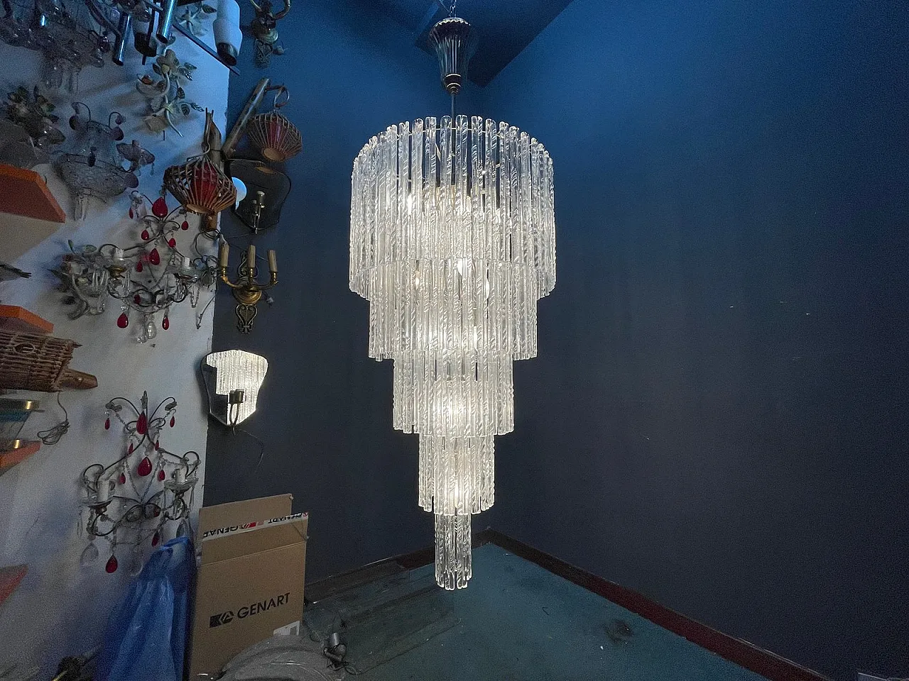 Large Murano glass chandelier, Italy, 1980s 20