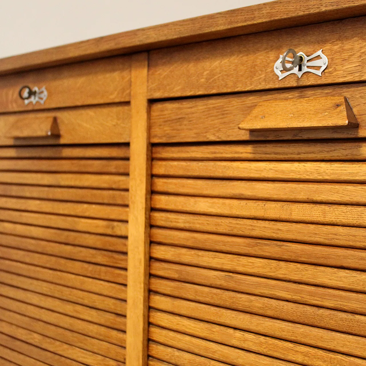 Filing cabinet with oak archive filing shutter, early 1900s 11