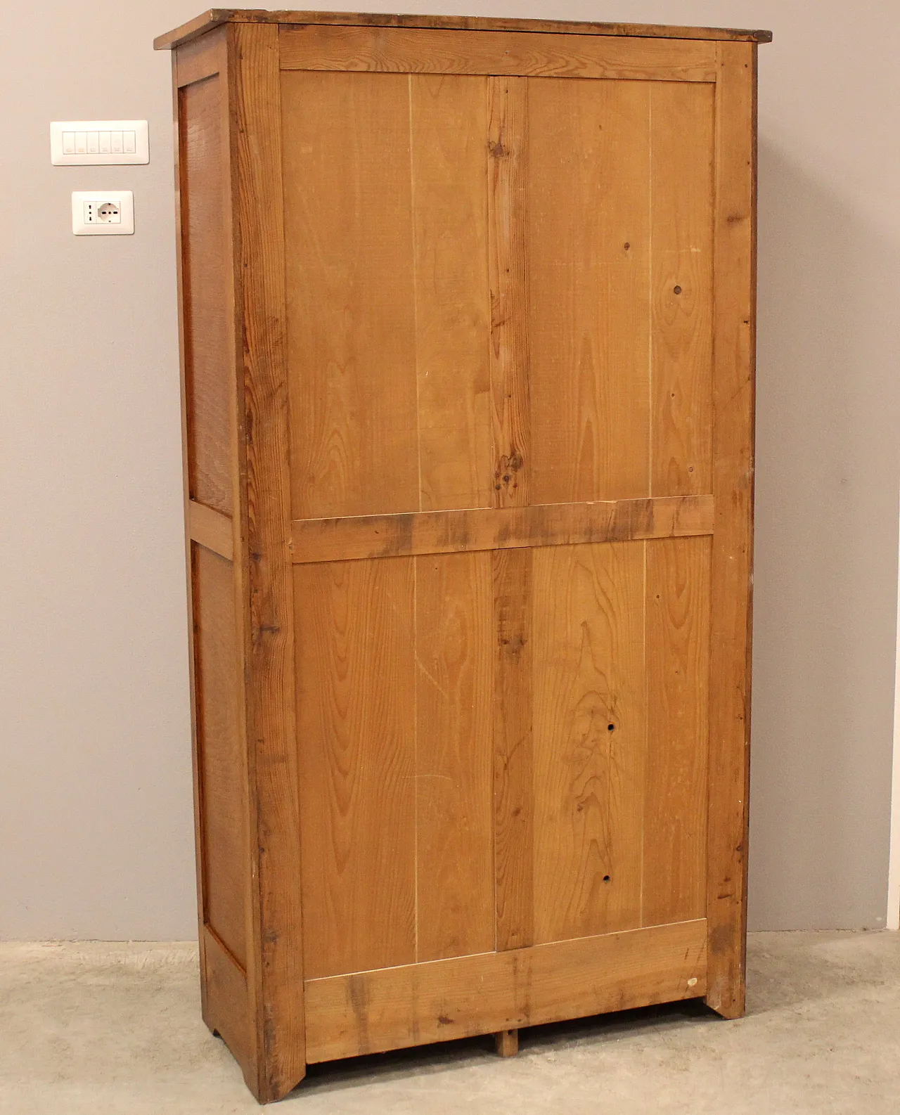 Filing cabinet with oak archive filing shutter, early 1900s 12