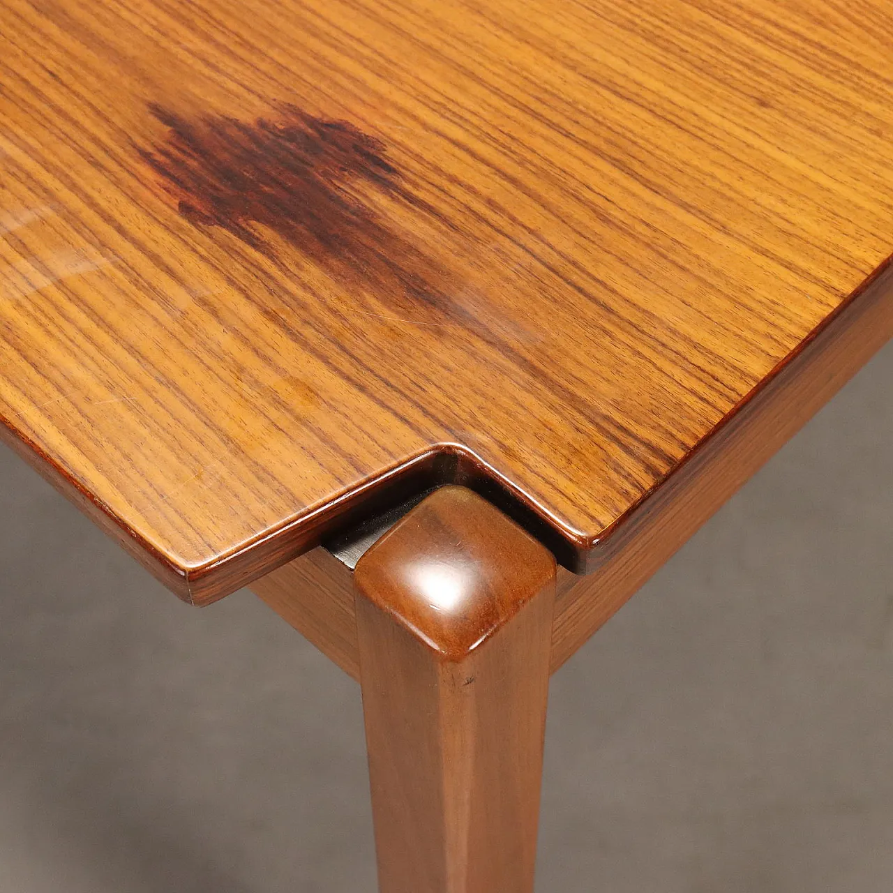 Extendable table, 1960s 4