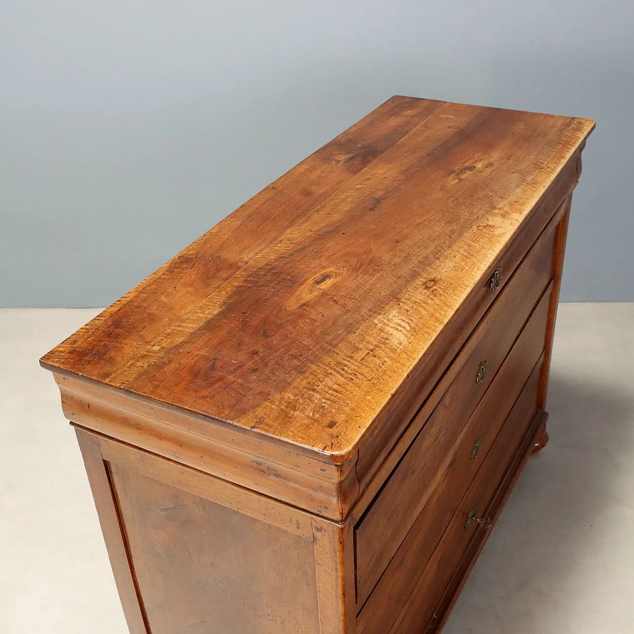 Charles X chest of drawers in walnut, 19th century 7