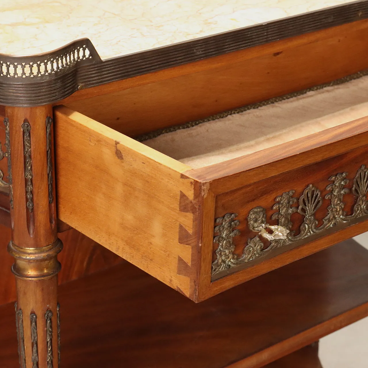Neoclassical style console in mahogany, 20th century 3