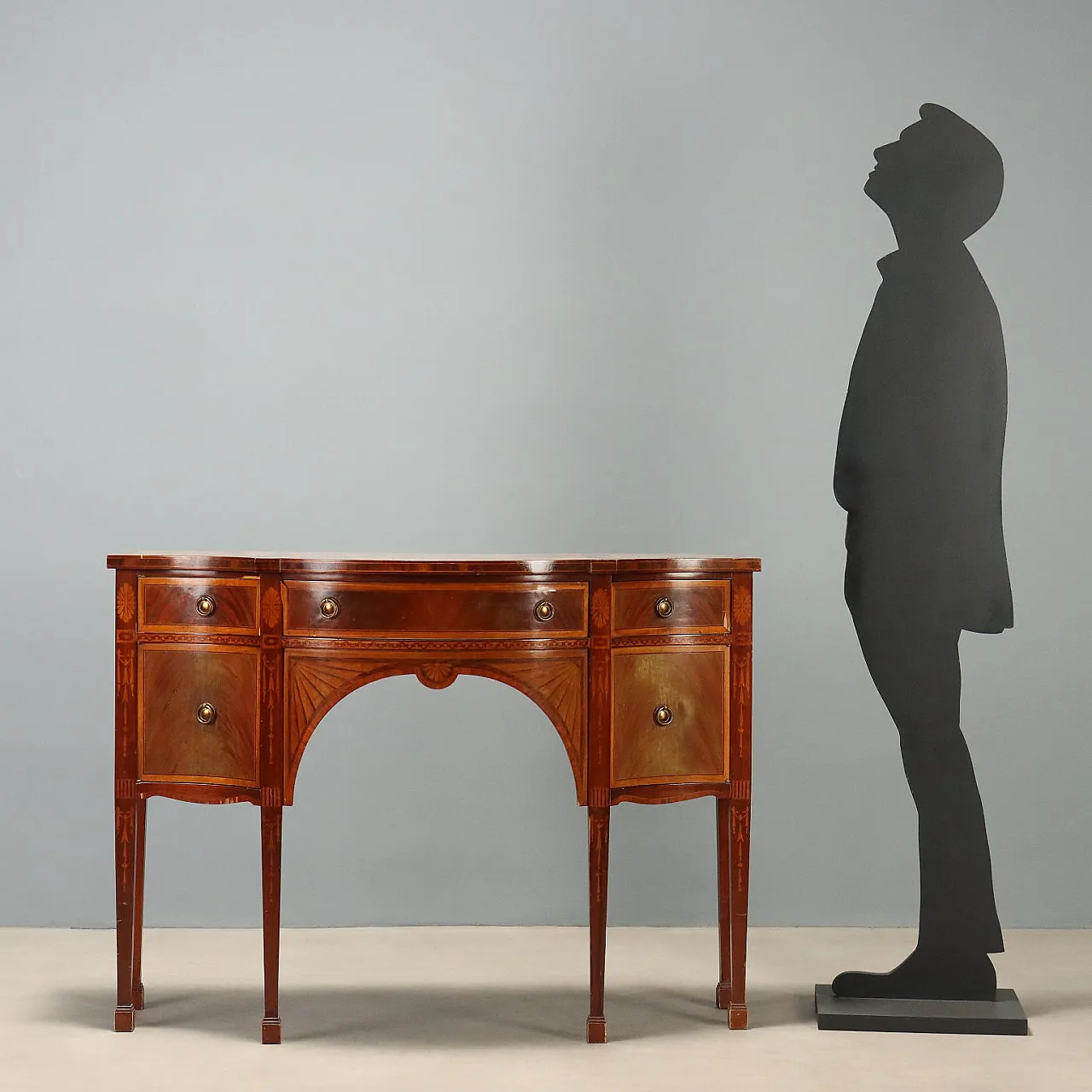 Victorian style servant in mahogany with inlays, 20th century 2