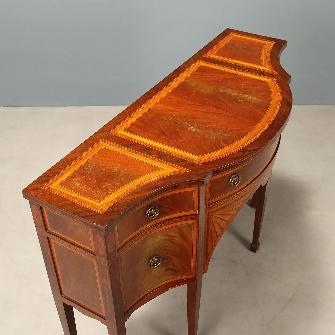 Victorian style servant in mahogany with inlays, 20th century 10