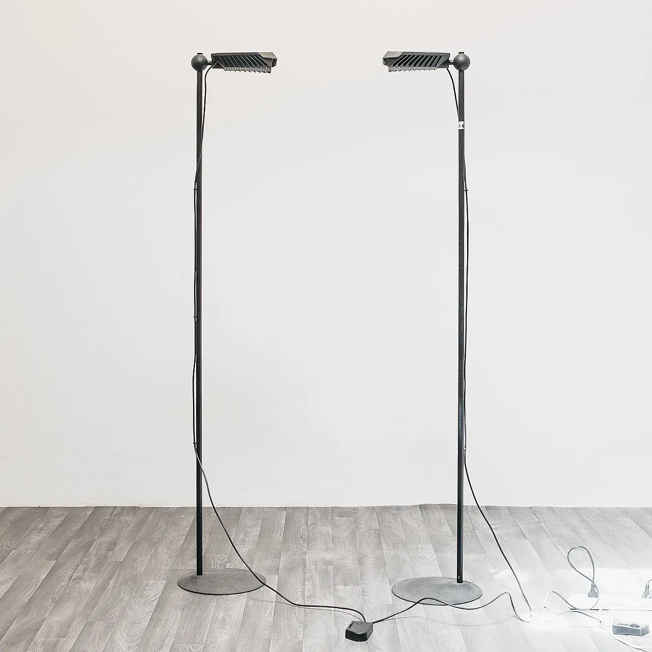 Pair of floor lamps by Ettore Sottsass for Olivetti Synthesis, 80s 4