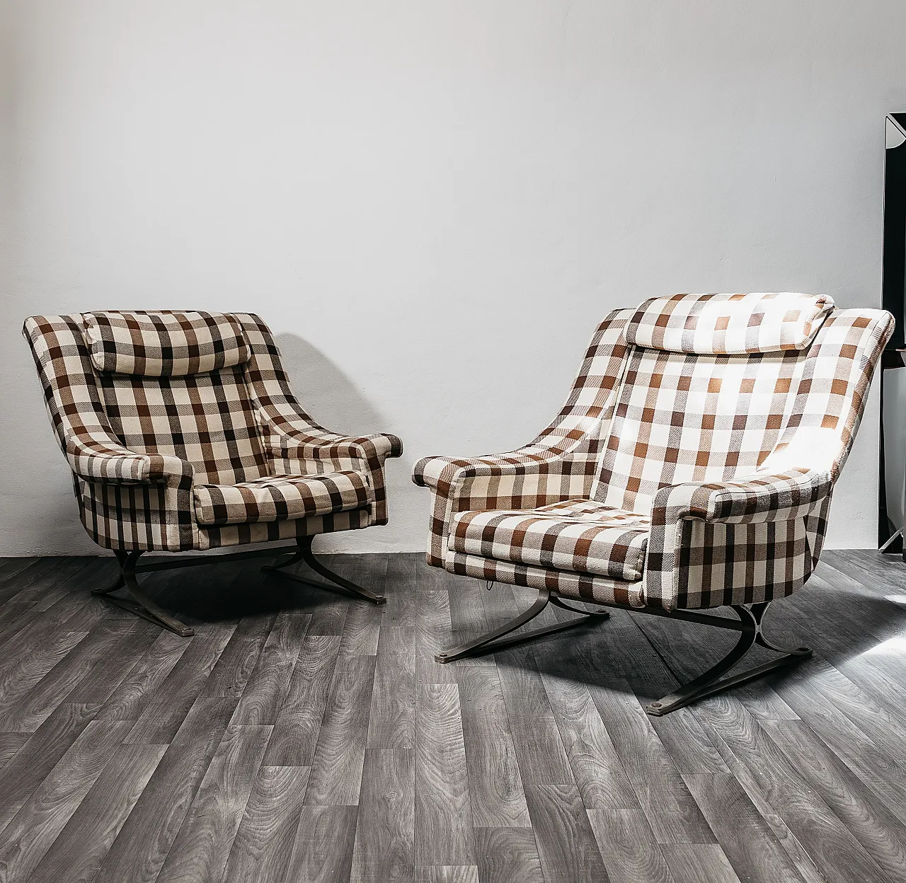 Pair of armchairs Mod. Gran Premio by Maurice Calka for Arflex, 1960 5