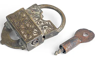 Lucchetto con chiave in bronzo e ferro, '800