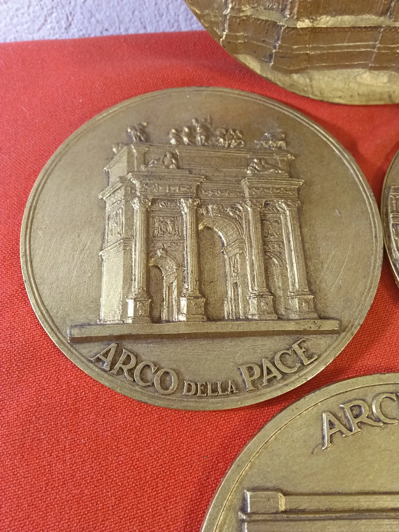 City of Milan medallions in gilded bronze casting, 1980s 8