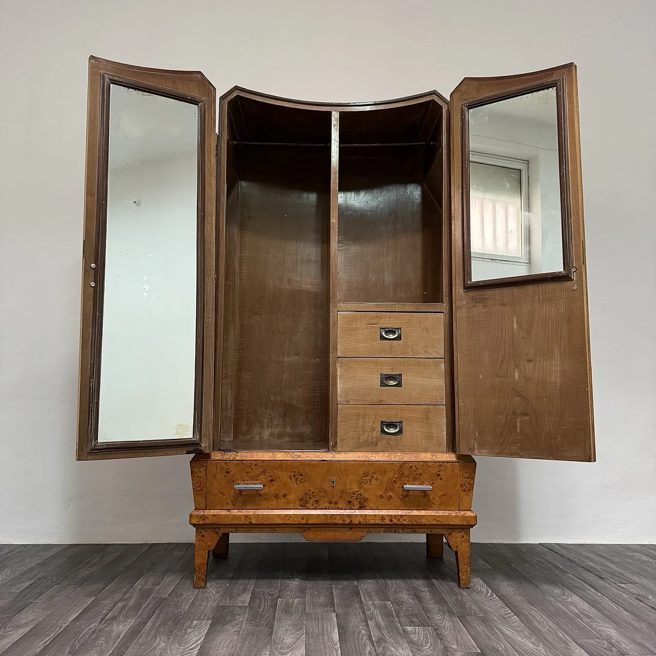 Art Deco Cubist Cabinet in Burl Wood, 1940s 9