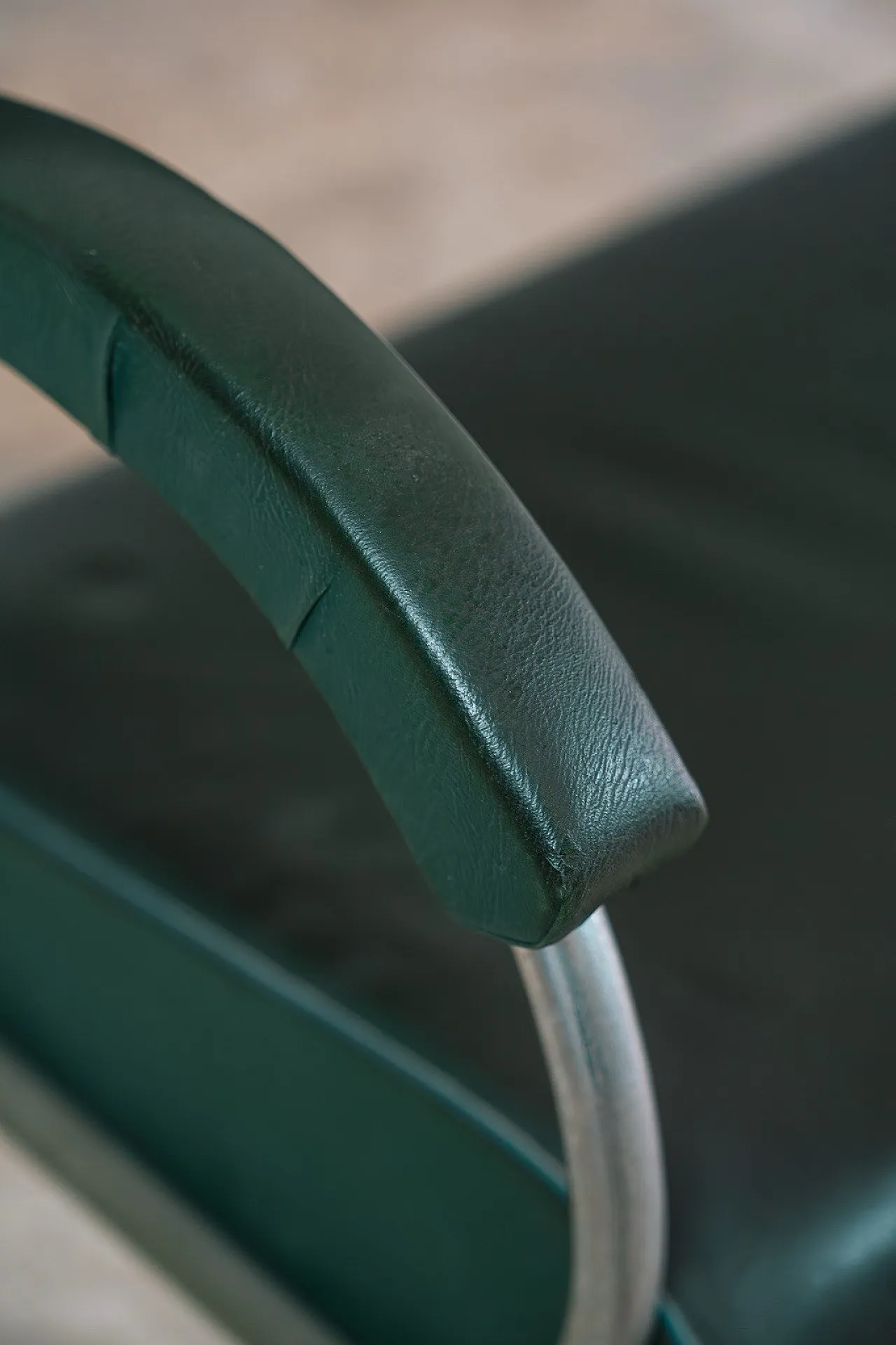 Bauhaus Cantilever Sofa In Tubular Steel, 1940s 7