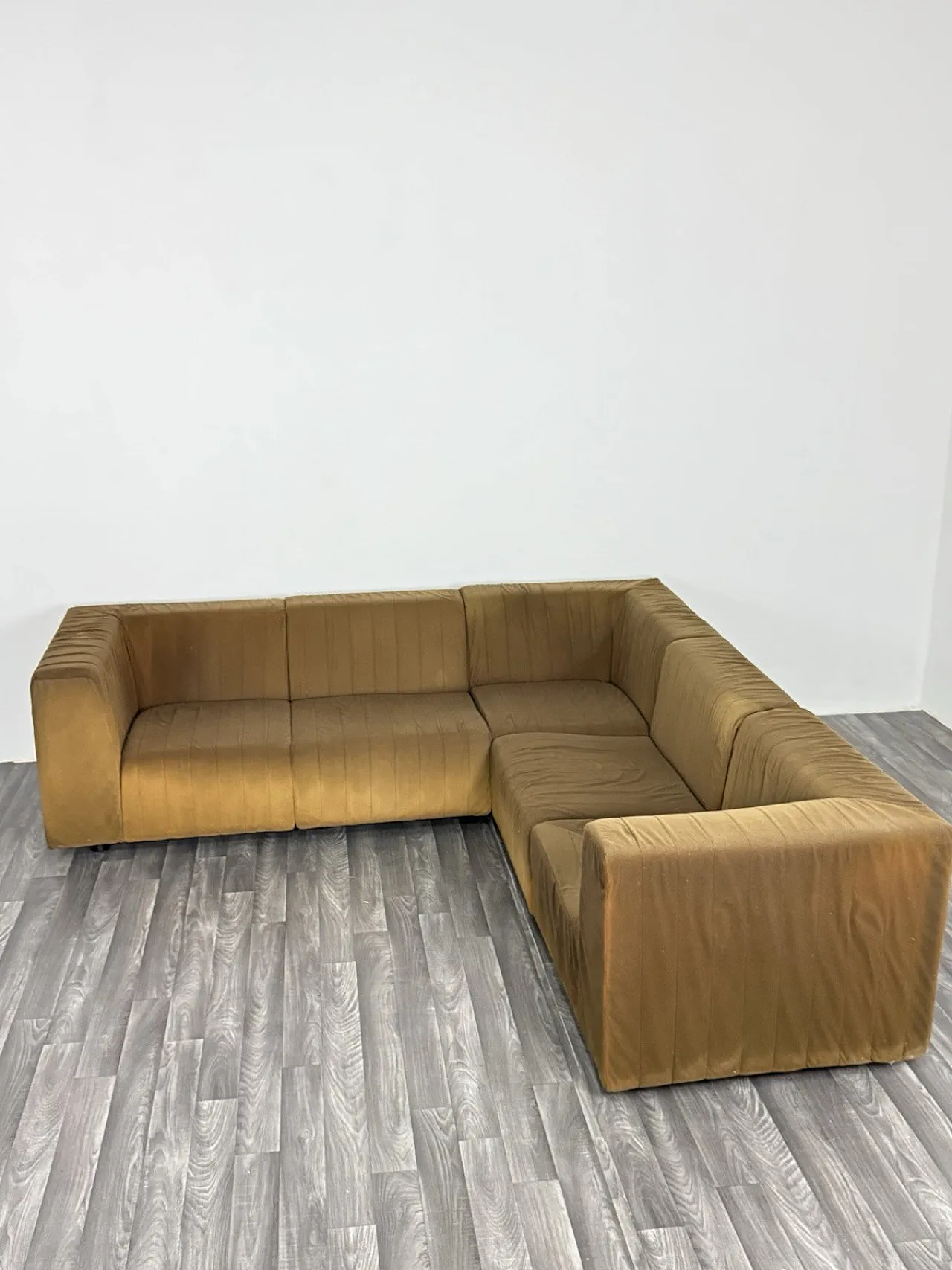 Modular Sofa  Beppe Vida “Mister Luna” Le Coquelicot Bologna, 70s 12