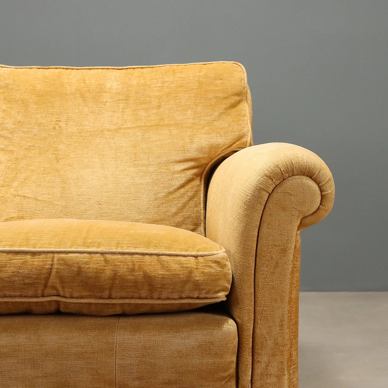 Three seater sofa in velvet, 1950s 4