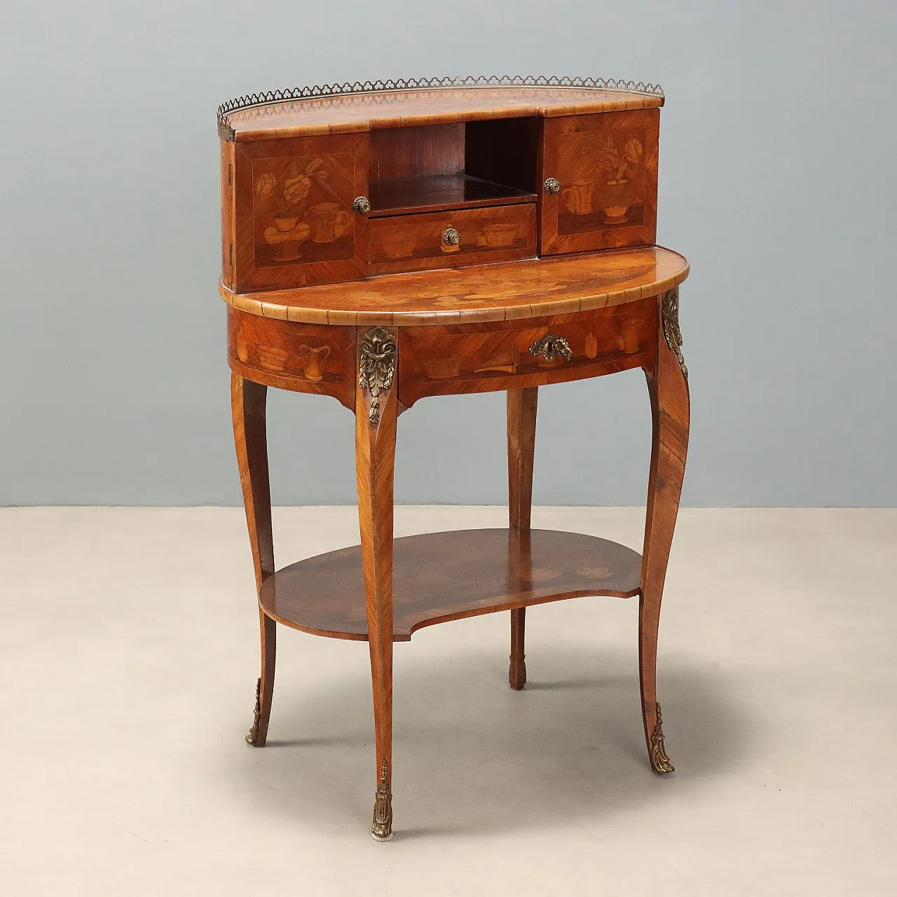 Desk in Bois de Rose with inlays, early 20th century 1