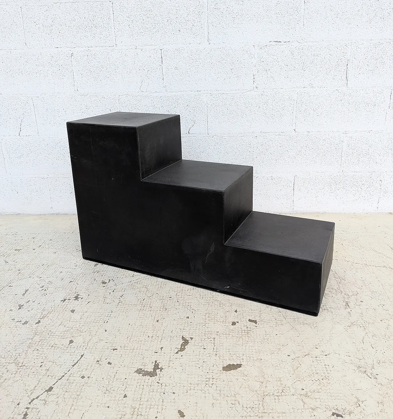 Scala module low table pouf “Gli Scacchi” by Mario Bellini C&B Italia 1