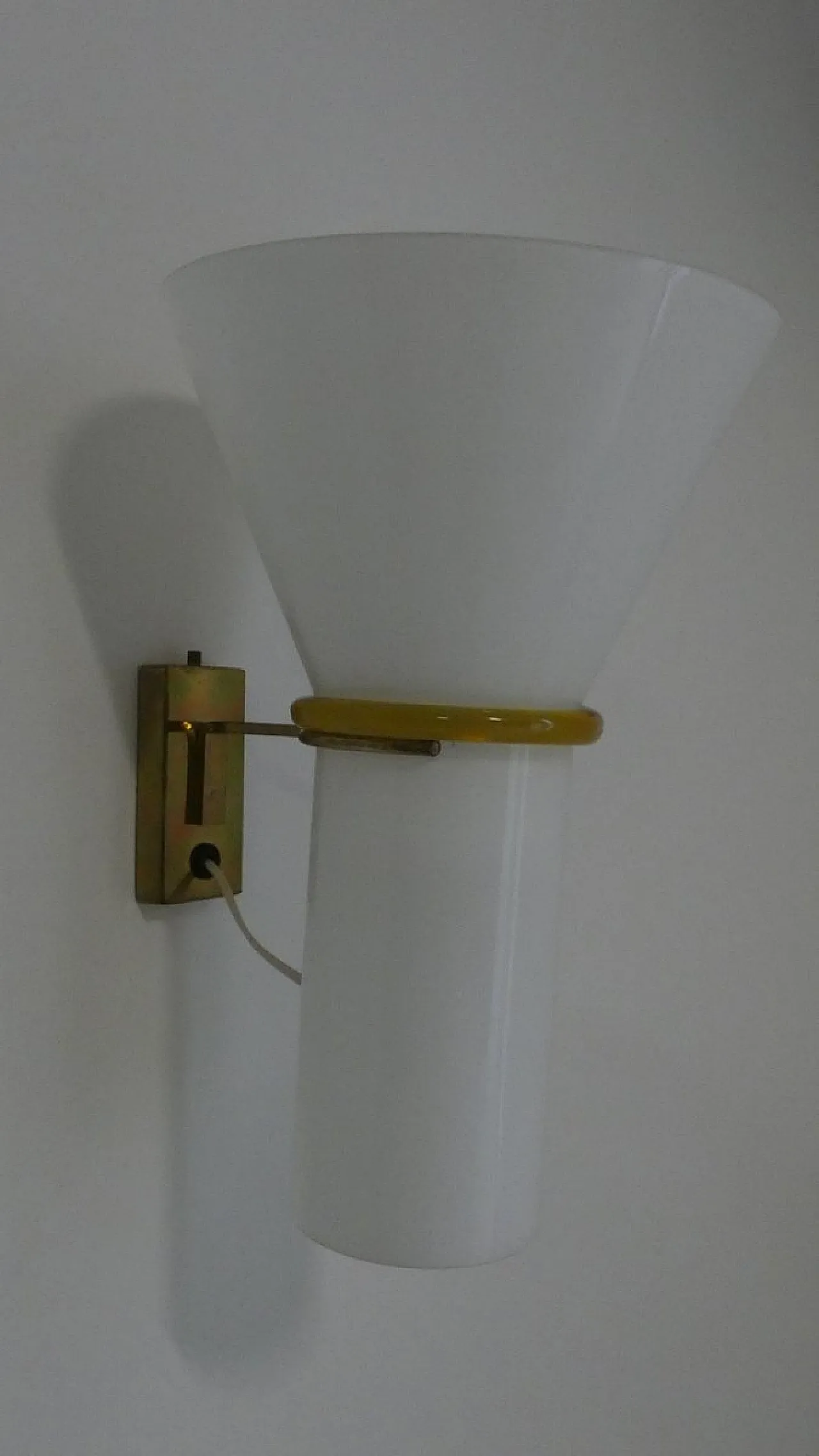 Murano glass wall lamp from Leucos, Italy, 1970s 2