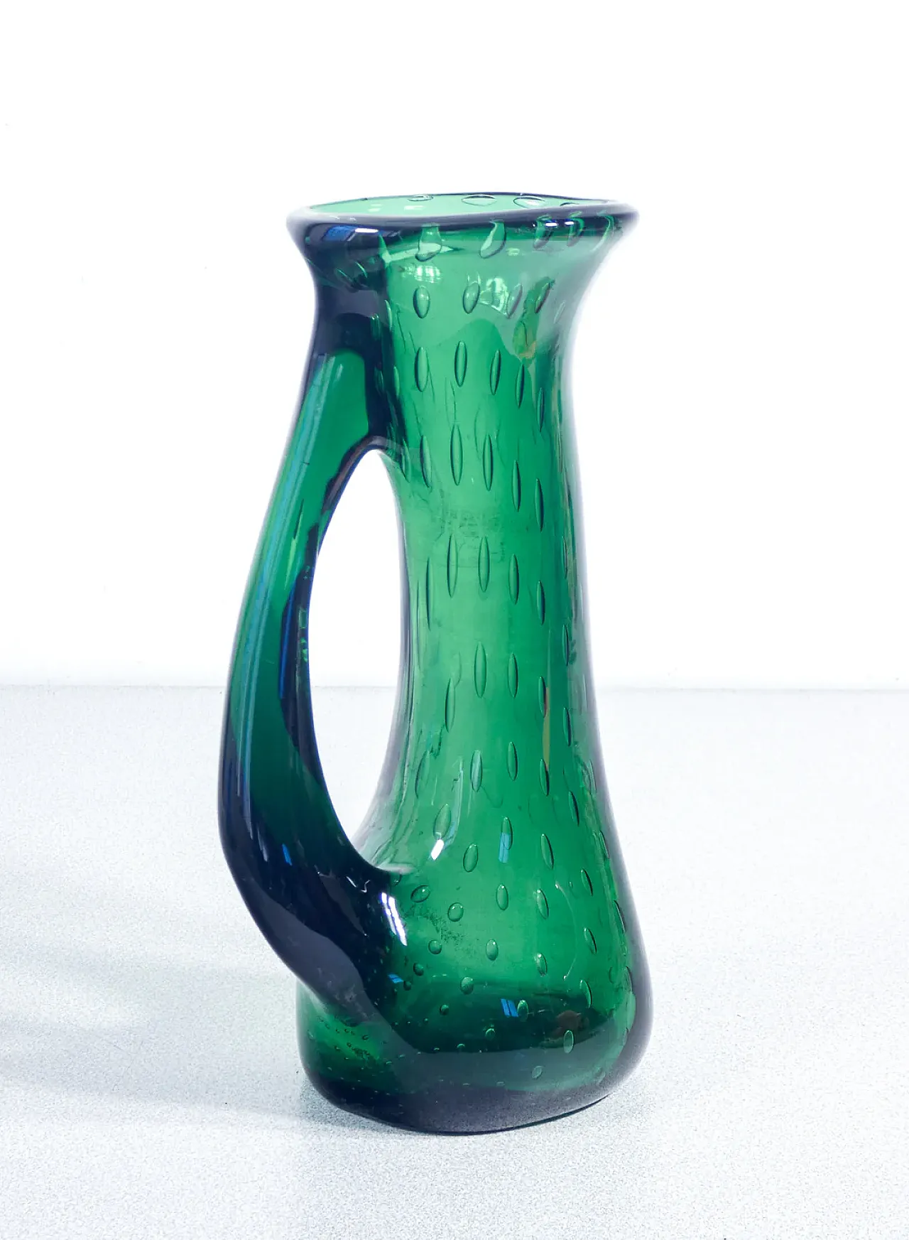 Vaso in vetro soffiato bullicante verde di Murano, anni '70 2